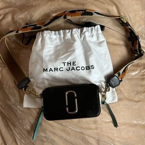 Marc Jacobs Snapshot